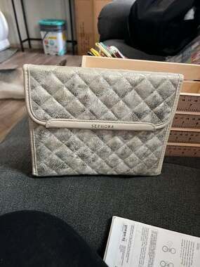 Sephora Quilted Silver Metallic Travel Makeup Brush Roll Organizer